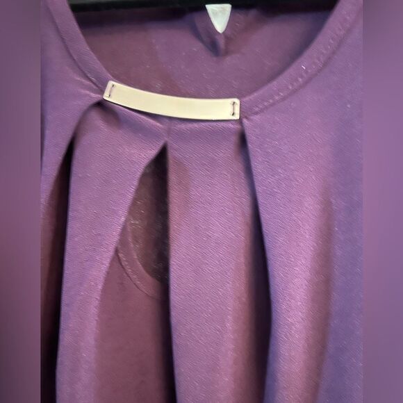 EUC sleeveless top by 89th & Madison size 1x - Picture 3 of 4